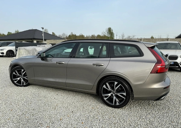 Volvo V60 cena 99990 przebieg: 92000, rok produkcji 2019 z Strumień małe 704
